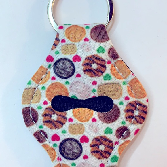🖤Pick Any 3 for $12🖤 Chapstick keychain Holder - Picture 2 of 3